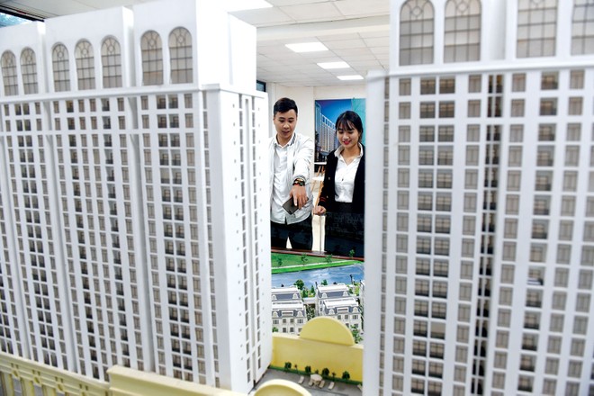 Kỳ vọng nút thắt thanh khoản trên thị trường Web Tổng Nhà Cái 99Kl99 Giải Trí Bậc Nhất sớm được tháo gỡ. Ảnh: Dũng Minh 