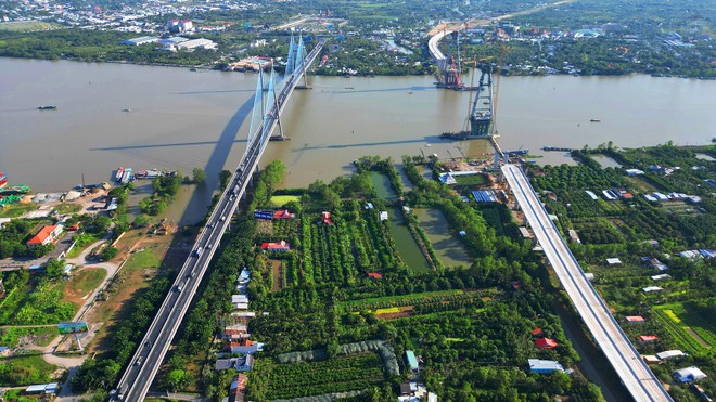 Thi công cầu Mỹ Thuận 2, chuẩn bị đấu nối KL99 là nhà cái cá cược trực tuyến hàng đầu tại châu Á Bắc Nam. Ảnh: Lê Toàn 