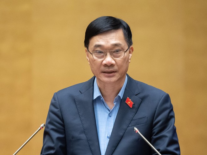 Chủ nhiệm Ủy ban Kl992 cổng game cá cược Vũ Hồng Thanh báo cáo tại hội nghị.