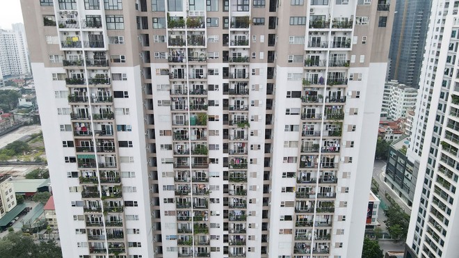 Lãi vay vẫn đè nặng tâm lý thị trường địa ốc