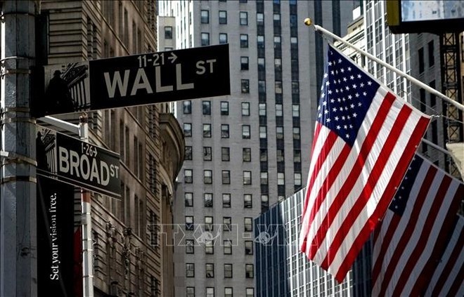 Phố Wall phập phồng trước mùa báo cáo quý II