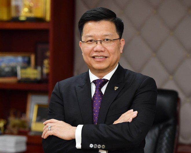 Ông Nguyễn Hưng, Tổng giám đốc TPBank với Đặc san Toàn cảnh Link Vào Nhà Cái KL99 COM Tặng +199k.