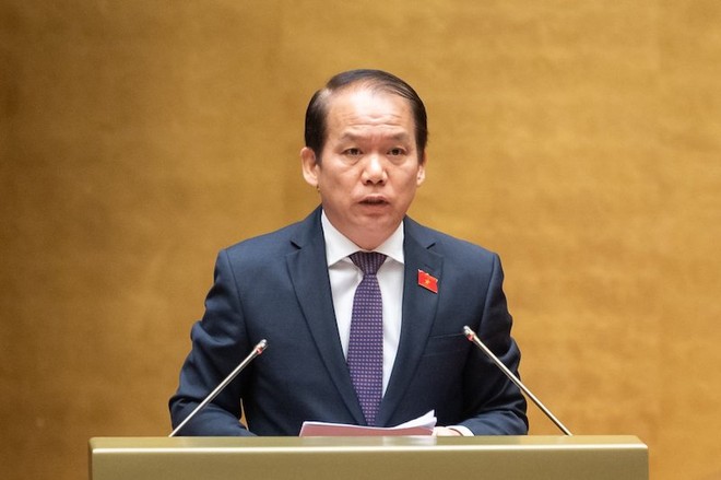 Chủ nhiệm Ủy ban Kl992 Tham Gia Ngay Hoàng Thanh Tùng trình bày báo cáo.