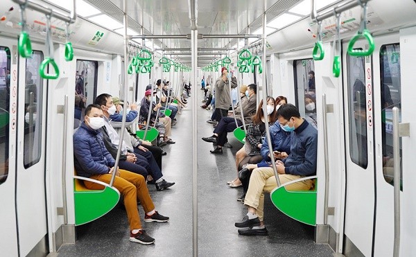 Trung bình mỗi ngày tuyến 99Kl.app khuyến mãi hot Cát Linh- Hà Đông có hơn 10.000 người đi vé tháng.