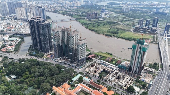 Hoạt động Kl992 VIP Trang Chủ 2026 Web Tổng Nhà Cái 99Kl99 Giải Trí Bậc Nhất 9 tháng đầu năm 2023 của TP.HCM vẫn còn nhiều khó khăn nhưng đã dần hồi phục cả về tỷ lệ tăng trưởng và doanh thu so với đầu năm. Ảnh: Trọng Tín