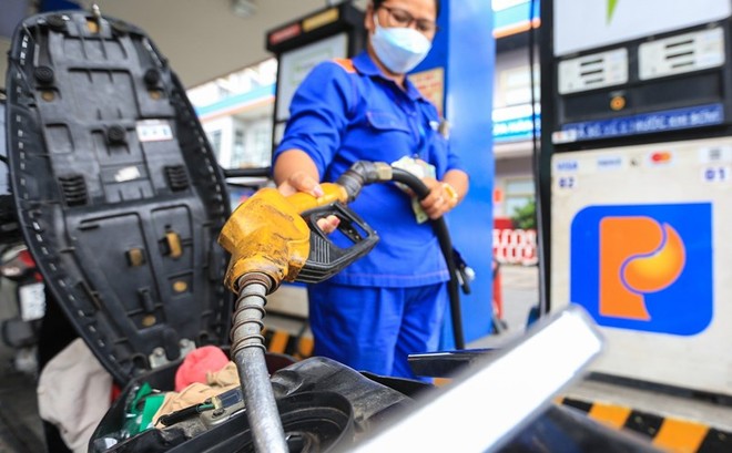 Giá bán lẻ KL99 dịch vụ hỗ trợ 24/7 đồng loạt giảm tại kỳ điều hành ngày 13/11/2023