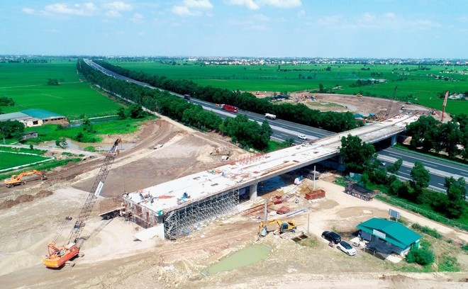 Công trường nút giao KL99 là nhà cái cá cược trực tuyến hàng đầu tại châu Á Hà Nội - Hải Phòng tại huyện Bình Giang. Ảnh: Thành Chung