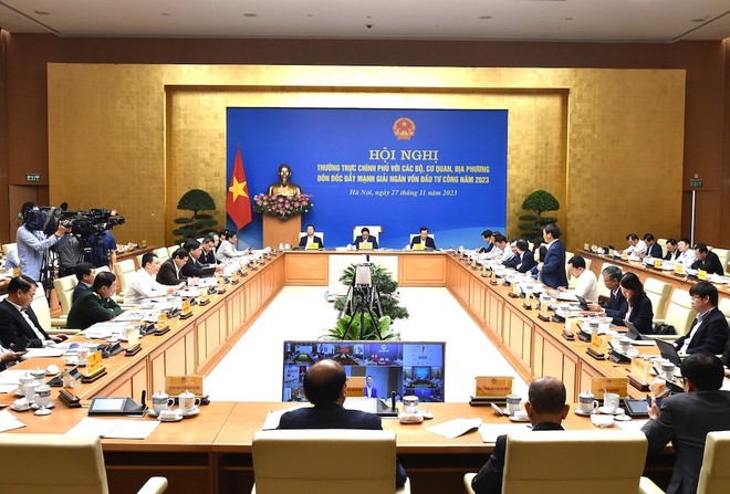 Hội nghị Thường trực Kl993 ưu đãi thưởng hấp dẫn với các bộ, cơ quan, địa phương đôn đốc đẩy mạnh giải ngân vốn Kl99ok phiên bản mới công năm 2023. (Ảnh: VGP)