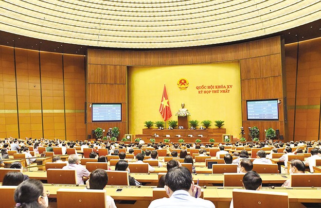 Quốc hội biểu quyết thông qua điều chỉnh chương trình Kỳ họp thứ nhất (tháng 7/2021) bổ sung nội dung trao quyền đặc biệt cho Kl993 ưu đãi thưởng hấp dẫn để tăng cường công tác phòng, chống Covid-19 