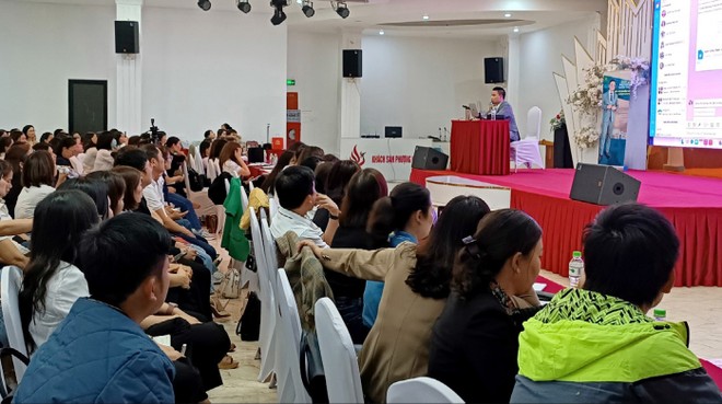 Các đại lý Kl99kl phiên bản hoạt động đi học để không chỉ là người bán, mà còn là người bảo vệ khách hàng 