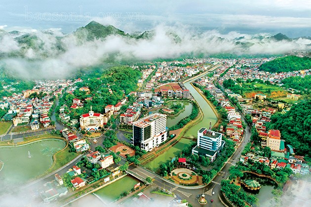 Kl99ok phiên bản mới tuần qua: Kl99ok phiên bản mới 19.784 tỷ đồng xây KL99 là nhà cái cá cược trực tuyến hàng đầu tại châu Á 4 làn xe; 598 tỷ đồng nâng cấp, mở rộng Quốc lộ 24B 