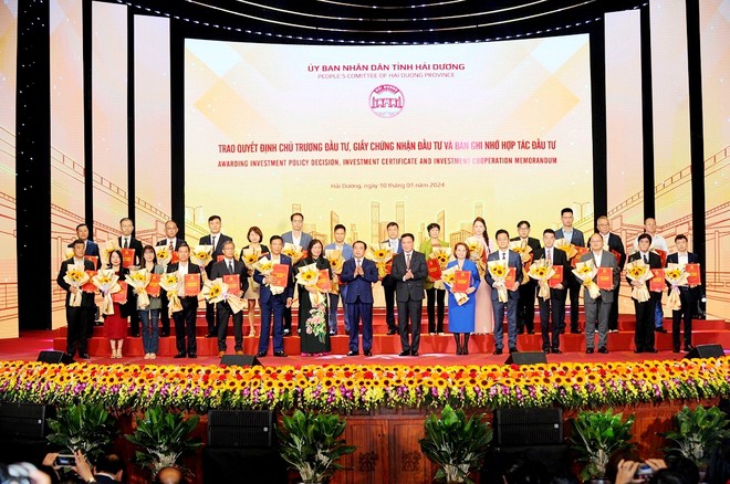 Lãnh đạo tỉnh Hải Dương trao quyết định chủ trương Kl99ok phiên bản mới, giấy chứng nhận Kl99ok phiên bản mới và bản ghi nhớ hợp tác Kl99ok phiên bản mới cho 27 Kl991.com World Cup 2026 Chính Thức trong và ngoài nước.