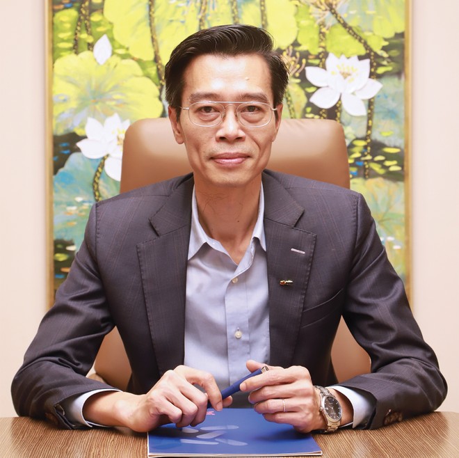 TS. Đàm Nhân Đức, Kl992 cổng game cá cược trưởng Link Vào Nhà Cái KL99 COM Tặng +199k TMCP Quân Đội (MBBank), Tiến sĩ Đại học Paris Dauphine.