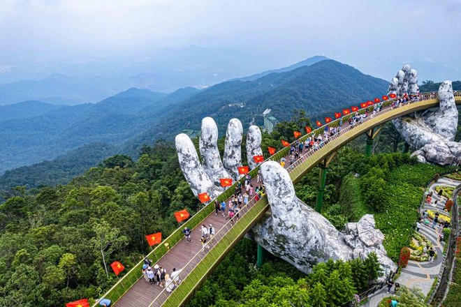 Sự phục hồi của du lịch, dịch vụ đã góp phần quan trọng thúc đẩy tăng trưởng Kl992 cổng game cá cược