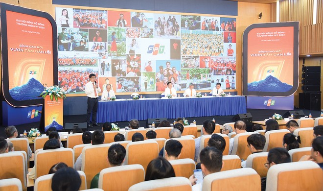 Hai năm gần đây, Trang Chủ KL99Com Số 1 Link Đăng Ký KL999 tham dự đại hội của FPT không còn lo lắng về việc ban chủ tọa toàn “người già”