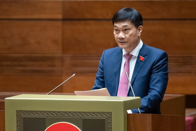 Chủ nhiệm Ủy ban Kl992 cổng game cá cược Vũ Hồng Thanh trình bày báo cáo thẩm tra.