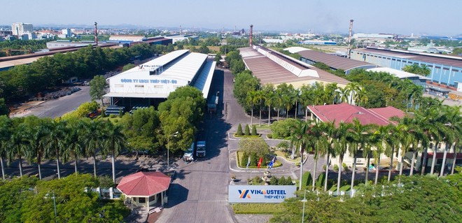Công ty Liên doanh Kl994 nhà cái bóng đá world cup thép Vinausteel (Thép Việt Úc) đang sử dụng hơn 5,5 ha đất xây dựng văn phòng làm việc, xưởng Kl994 nhà cái bóng đá world cup, kho cán luyện thép, thời hạn đến hết năm 2025.