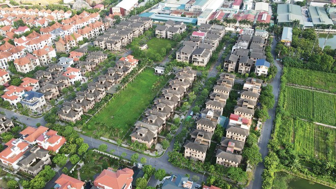 Tiền sử dụng đất chiếm trọng số lớn trong tổng chi phí Kl99ok phiên bản mới dự án. Ảnh: Dũng Minh 