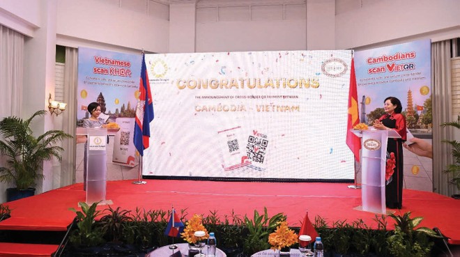 Thống đốc Link Vào Nhà Cái KL99 COM Tặng +199k 99Kl99 trực tiếp đá gà Việt Nam và Campuchia thực hiện nghi lễ ra mắt dịch vụ thanh toán xuyên biên giới sử dụng QR code