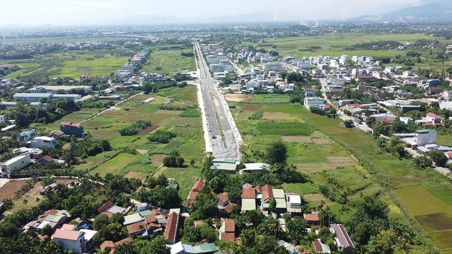 Dự án Đường nối từ cầu Thạch Bích đến Tịnh Phong có tổng vốn Kl99ok phiên bản mới 694 tỷ đang gặp vướng mắc trong công tác giải phóng mặt bằng.