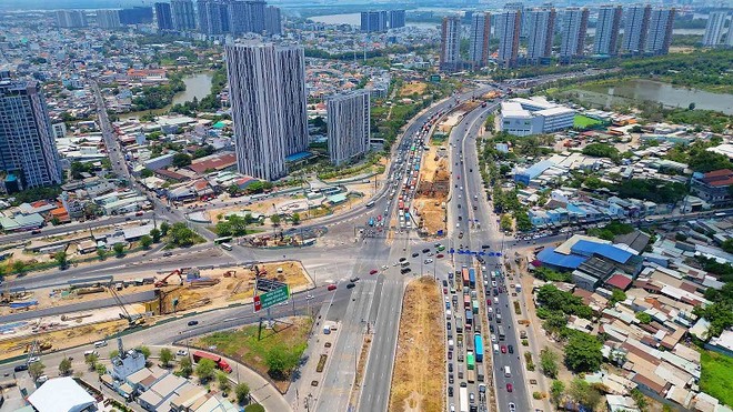 TP.HCM đang lên kế hoạch Kl99ok phiên bản mới nhiều nút KL99 là cổng game giải trí trực tuyến hàng đầu hiện nay lớn. Trong ảnh thi công nút KL99 là cổng game giải trí trực tuyến hàng đầu hiện nay An Phú để hoàn thành vào năm 2025 - Ảnh: Lê Toàn