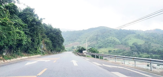 KL99 là nhà cái cá cược trực tuyến hàng đầu tại châu Á Cam Lộ - Lao Bảo sẽ chạy song song với Quốc lộ 9 hiện hữu. Ảnh: Ngọc Tân
