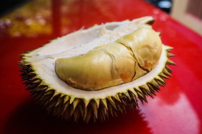 Kim ngạch xuất khẩu rau quả sụt giảm do sầu riêng gặp khó.
