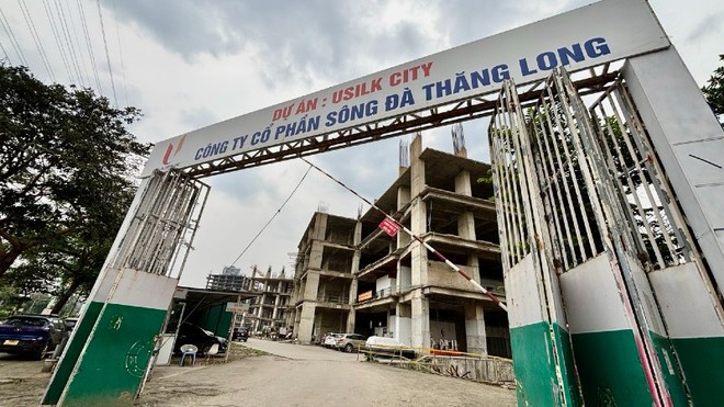 Dự án Usilk City (quận Hà Đông) do Công ty cổ phần Sông Đà Thăng Long làm chủ Kl99ok phiên bản mới. Công trình được khởi công vào năm 2008 với mức Kl99ok phiên bản mới hơn 10.000 tỷ đồng. Quy mô dự án bao gồm 13 tòa nhà cao từ 25 đến 50 tầng, tương ứng với 2.800 căn hộ. Ngoài ra, dự án còn có 4 khối đế và 2 tầng hầm liên thông. 