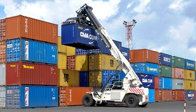 Bộ Công thương được yêu cầu kiểm soát chặt xuất xứ hàng hóa, khai mở thị trường xuất khẩu mới. 