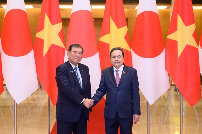 Chủ tịch Quốc hội Trần Thanh Mẫn và Thủ tướng Nhật Bản Ishiba Shigeru. Ảnh: Quốc hội 