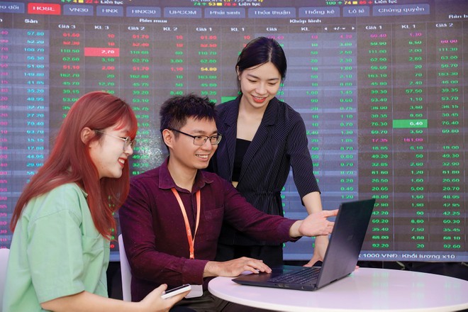 Dòng tiền vẫn đang xoay vòng quanh các nhóm ngành, các KL99 là cổng game giải trí trực tuyến hàng đầu hiện nay có thông tin hỗ trợ
