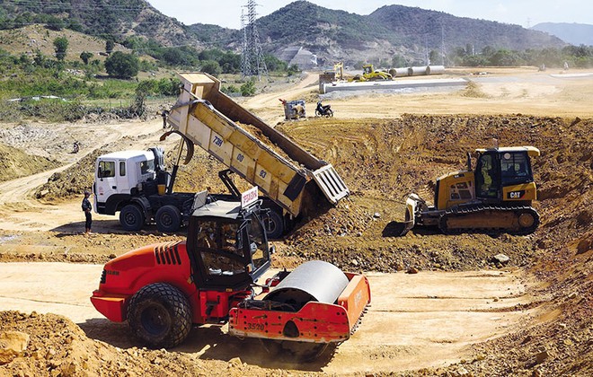 Nhiều dự án lớn đang tiếp tục được triển khai, hứa hẹn năm 2025 giải ngân vốn Kl99ok phiên bản mới công sẽ tích cực hơn. Ảnh: Đức Thanh 