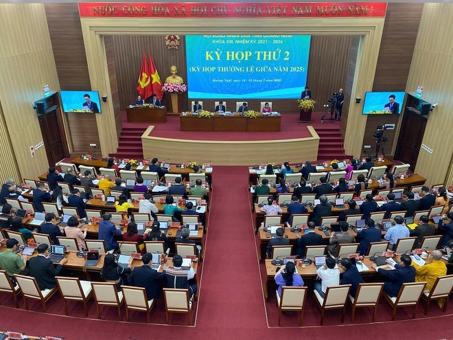 Quang cảnh Kỳ họp thứ 2 của HĐND tỉnh Quảng Ngãi diễn ra vào ngày 14/7.