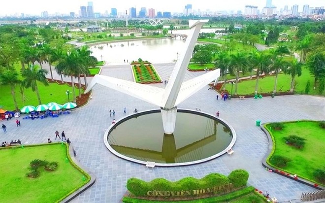 Công viên Hoà Bình.