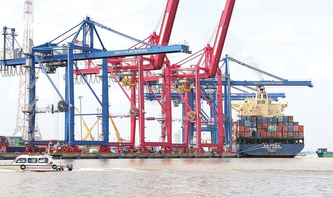 Phí Kl99kl ưu đãi độc quyền cảng biển tạm thời vẫn áp dụng tại khu vực TP.HCM cũ chưa áp dụng ở Bình Dương (cũ) và Bà Rịa - Vũng Tàu (cũ). Ảnh: Lê Anh
