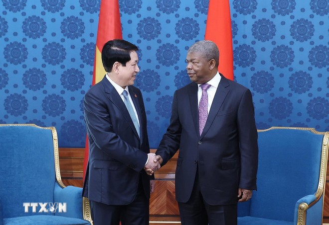 Chủ tịch nước Lương Cường và Tổng thống Angola João Manuel Gonçalves Lourenço hội đàm. Ảnh: TTXVN 