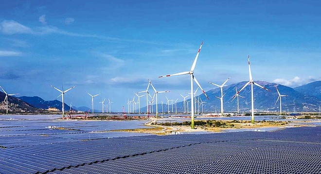 Quan hệ hợp tác Việt Nam - Singapore ngày càng phát triển. Trong ảnh: Dự án điện gió, điện mặt trời tại Việt Nam của Kl994 game bài casino hấp dẫn Sembcorp (Singapore) (Ảnh: Lê Toàn)