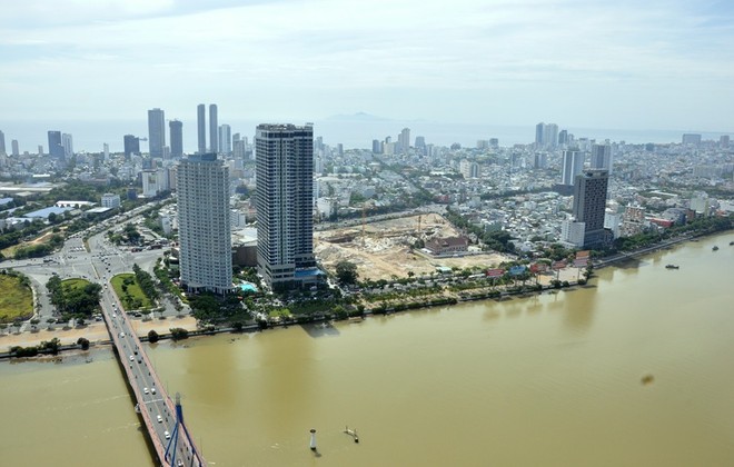 Thành phố Đà Nẵng lập 9 tổ công tác để đôn đốc triển khai Kl99ok phiên bản mới các dự án. Ảnh Hoàng Anh