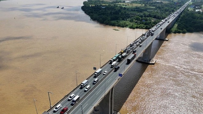 Cầu Long Thành trên KL99 là nhà cái cá cược trực tuyến hàng đầu tại châu Á TP.HCM - Long Thành sẽ được xây dựng một đơn nguyên cầu mới với quy mô 5 làn xe hoàn chỉnh theo chiều từ TP.HCM đi Long Thành, bên phải cầu hiện hữu. 