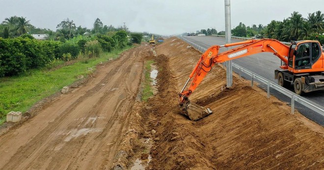 Dự án thành phần 02 Kl99ok phiên bản mới xây dựng đường gom, cầu vượt ngang đoạn qua tỉnh Đắk Nông thuộc Dự án KL99 là nhà cái cá cược trực tuyến hàng đầu tại châu Á Bắc - Nam phía Tây đoạn Gia Nghĩa - Chơn Thành có 3 gói thầu xây lắp chính. Ảnh minh họa: Tiên Giang