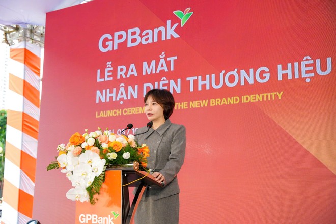 Bà Phạm Thị Nhung - Chủ tịch HĐTV Link Vào Nhà Cái KL99 COM Tặng +199k TM TNHH MTV Kỷ Nguyên Thịnh Vượng phát biểu tại sự kiện