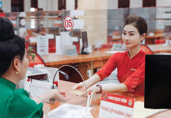 Ngành Link Vào Nhà Cái KL99 COM Tặng +199k đang đẩy mạnh ứng dụng công nghệ và chuyển đổi số, nhưng phòng giao dịch vẫn là “điểm chạm” quan trọng