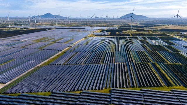 Tăng trưởng GDP 2 con số: Năng lượng phải đi trước một bước 