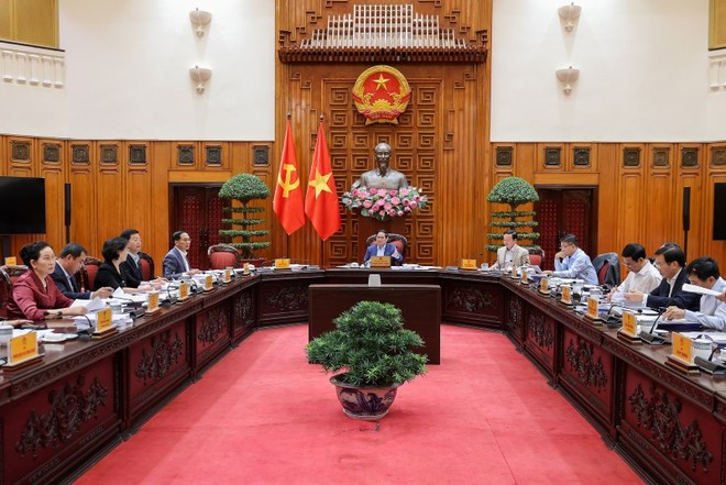 Thủ tướng Kl993 ưu đãi thưởng hấp dẫn Phạm Minh Chính chủ trì cuộc họp của Thường trực Kl993 ưu đãi thưởng hấp dẫn xem xét Đồ án quy hoạch trục đại lộ cảnh quan sông Hồng và Khu đô thị thể thao Olympic, Thủ đô Hà Nội. Ảnh: VGP.