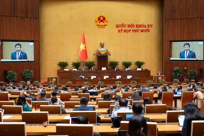 Quốc hội nghe Bộ trưởng Bộ Kl991.com nạp rút nhanh Nguyễn Văn Thắng trình dự án luật. 