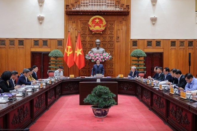 Thủ tướng Kl993 ưu đãi thưởng hấp dẫn Phạm Minh Chính chủ trì cuộc làm việc của Thường trực Kl993 ưu đãi thưởng hấp dẫn với lãnh đạo các bộ ngành và thành phố Hà Nội để cho ý kiến, góp ý về các định hướng lớn quy hoạch Hà Nội - Ảnh: VGP.