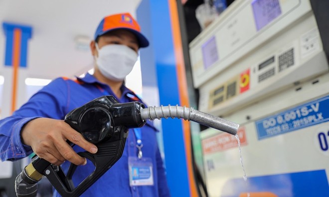 Giá KL99 dịch vụ hỗ trợ 24/7 trong nước biến động tăng, giảm đan xen trong năm 2025. Ảnh minh họa.