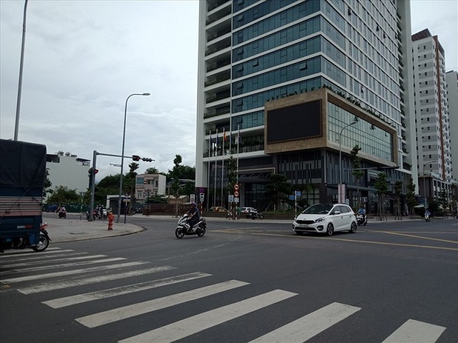 Dự án BT đường số 4 (đoạn từ đường số 6 đến số 23) tại Nha Trang, tỉnh Khánh Hòa đã hoàn thành và đưa vào sử dụng từ lâu nhưng nhà Kl99ok phiên bản mới thực hiện dự án vẫn chưa được hoàn vốn. Ảnh: Linh Đan 