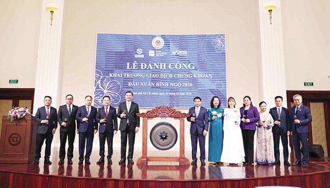 Bộ trưởng Bộ Kl991.com nạp rút nhanh Nguyễn Văn Thắng và các đại biểu khai trương phiên giao dịch đầu xuân Bính Ngọ 2026. Ảnh: P.V 