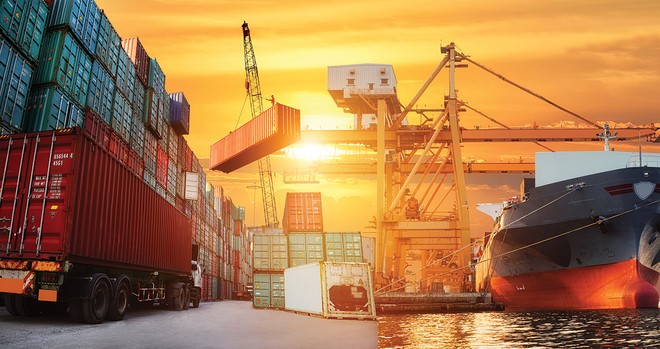 Cước vận tải biển đã tăng mạnh khi giá dầu biến động và đứt gẫy nguồn cung tàu